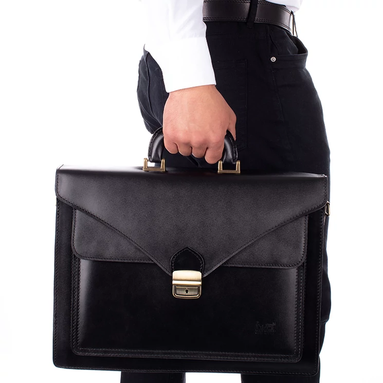 Maxmoda Valódi bőr aktatáska 3 részes fekete színben