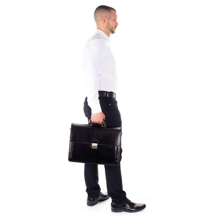 Maxmoda olasz tripla rekeszes vágott zsebes férfi világosbarna bőr aktatáska