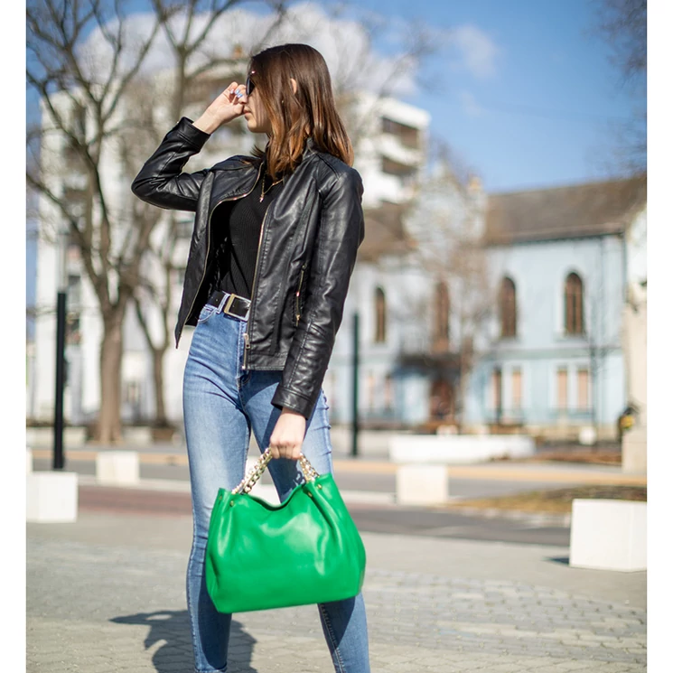 Valódi bőr női láncos táska zöld színben S7247 Green