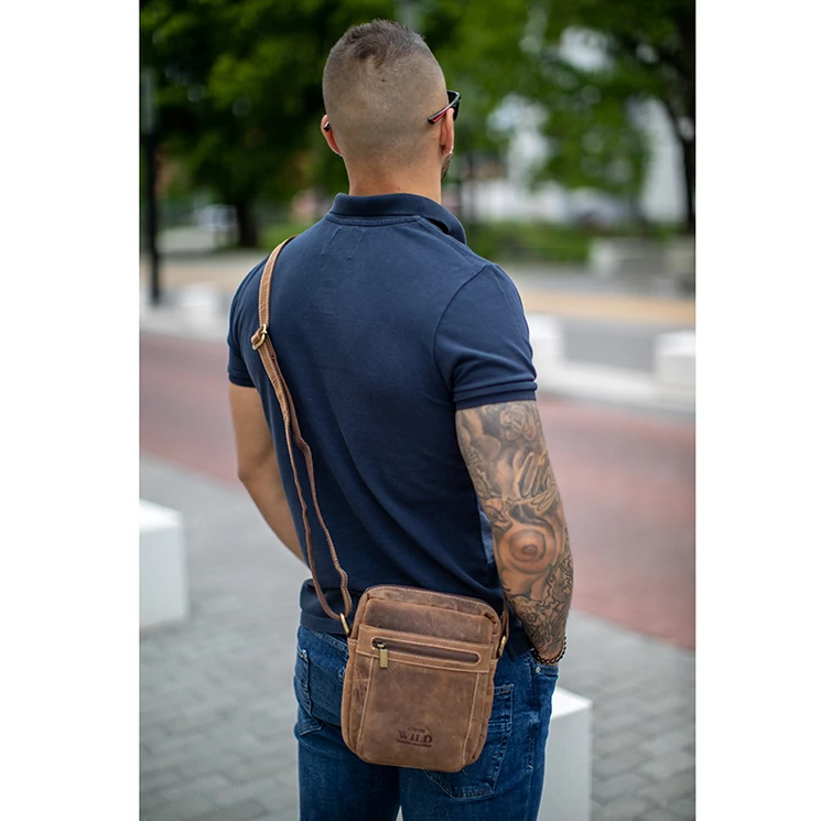 Wild Valódi Bőr Férfi Oldaltáska