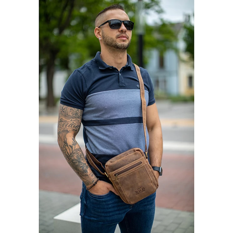 Wild Valódi Bőr Férfi Oldaltáska