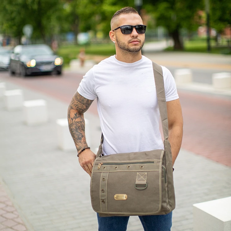 Vászon oldaltáska khaki színben 60521-khaki