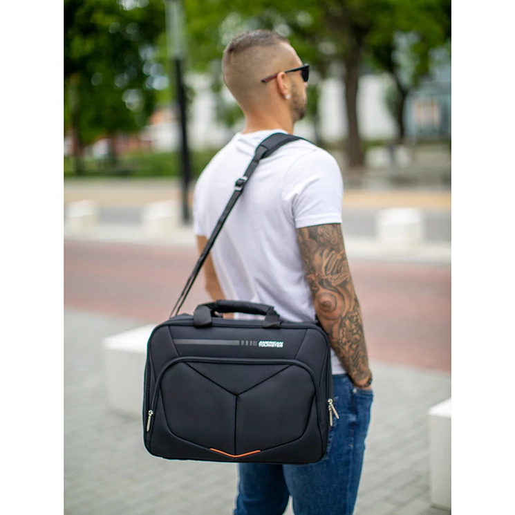 American Tourister Summerfunk 3 - Funkciós Fedélzeti táska 
