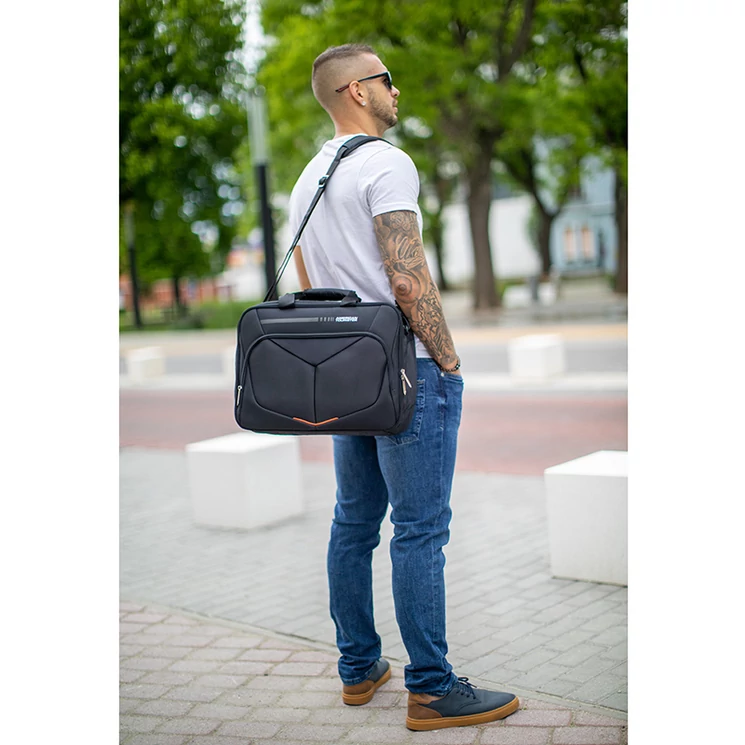 American Tourister Summerfunk 3 - Funkciós Fedélzeti táska 