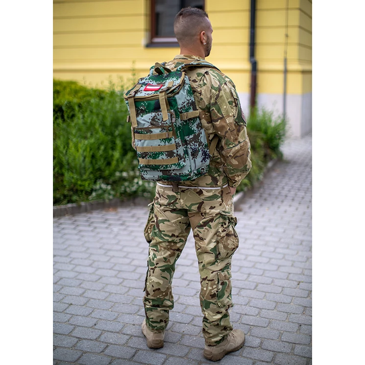 Terepszínű túrahátizsák camo barna