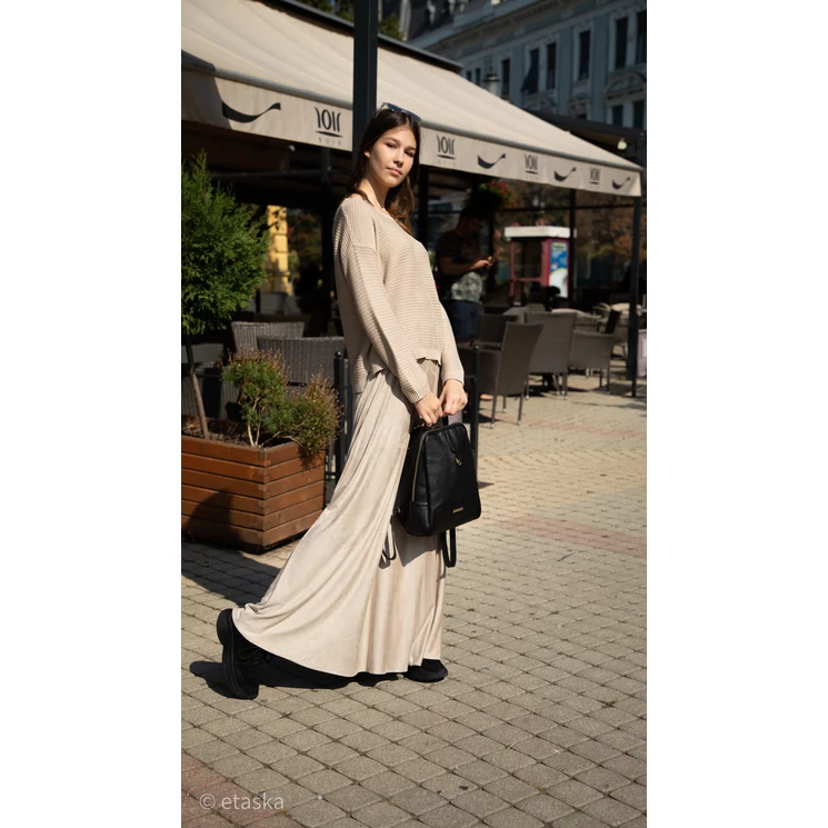 Valódi bőr női hátizsák fekete színben