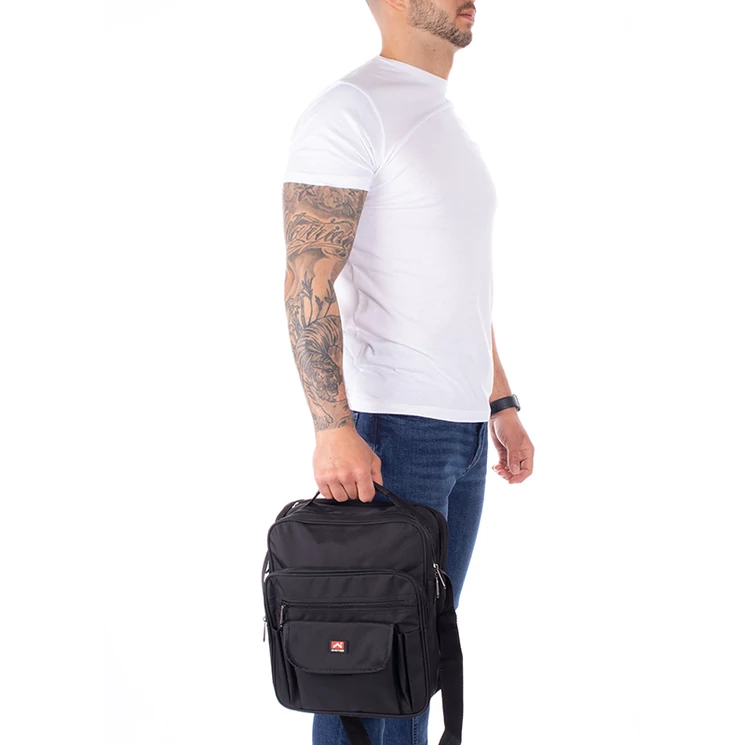 AdventureR Válltáska AT526 fekete színben