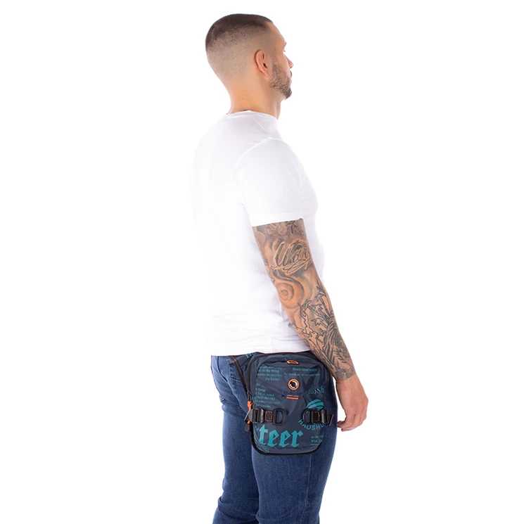 Kis méretű combtáska kék színben 5126 Blue