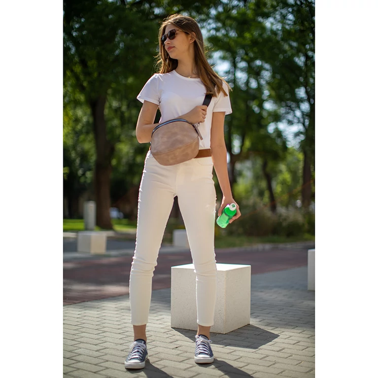 Keresztpántos női oldaltáska taupe színben 76201 taupe