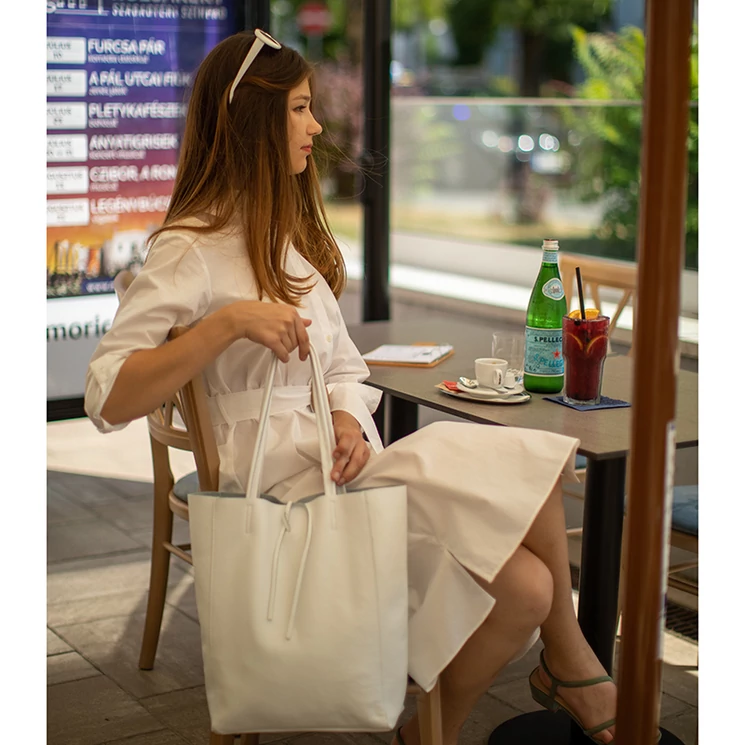 Valódi bőr női táska fehér színben S7080 White