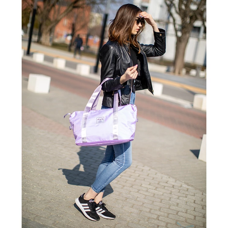 Utazótáska Wizzair méretű fedélzeti táska 40 x 30 x 20 cm bővíthető