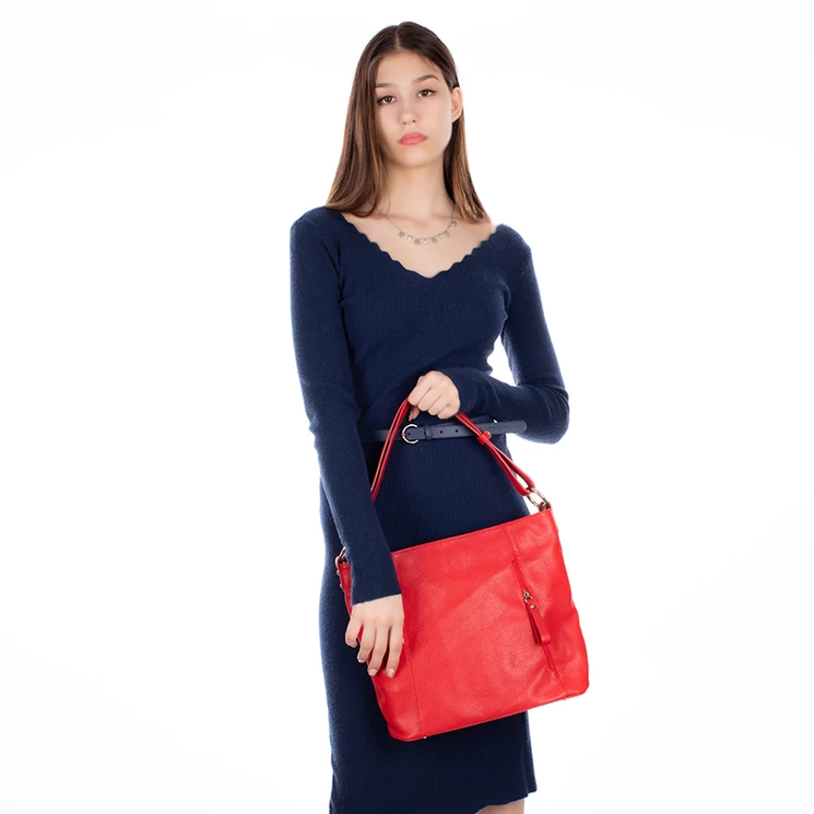 Valódi bőr női táska piros színben*