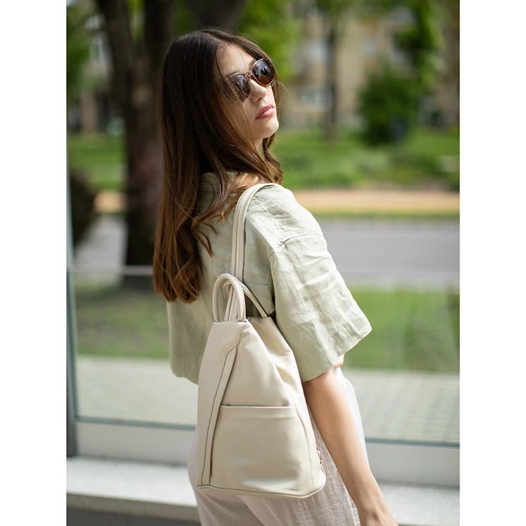 Valódi bőr női hátizsák bézs színben 6925