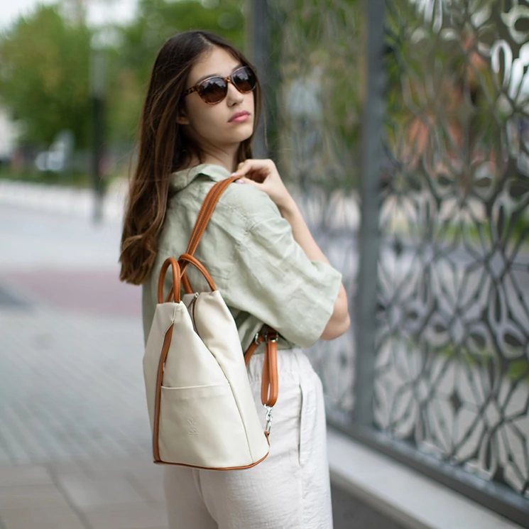 Valódi bőr női hátizsák beige-cognac színben