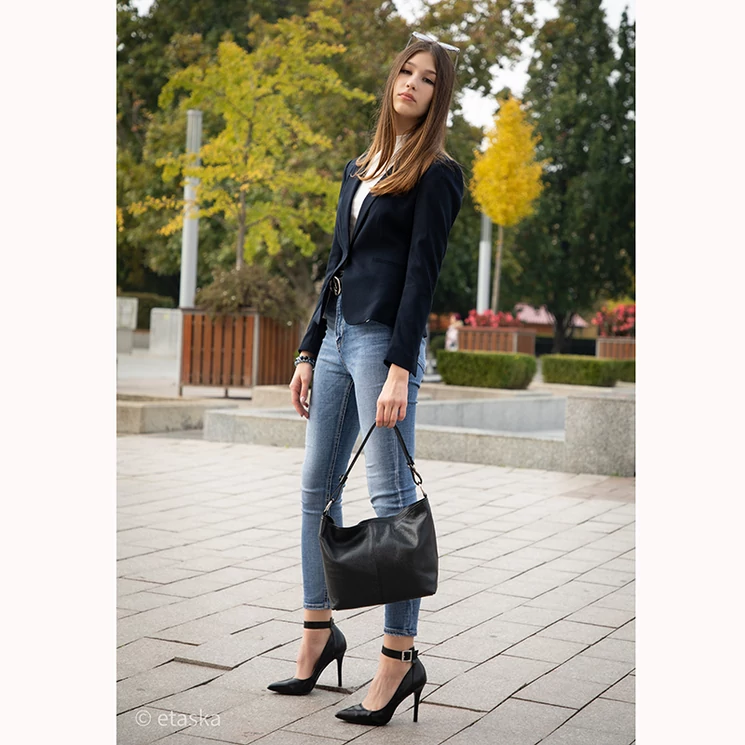 Valódi bőr női táska fekete színben