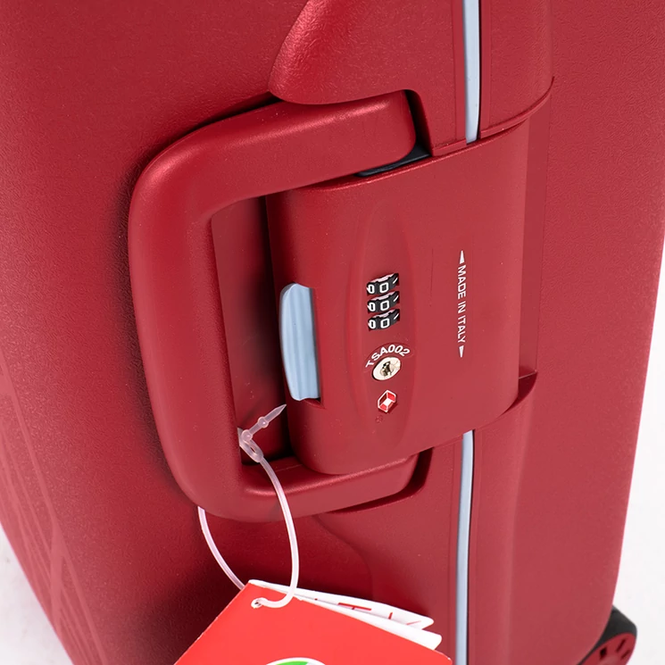 Roncato R0712 Light Spinner bőrönd 68 cm-es piros  ajándék bőröndhuzattal