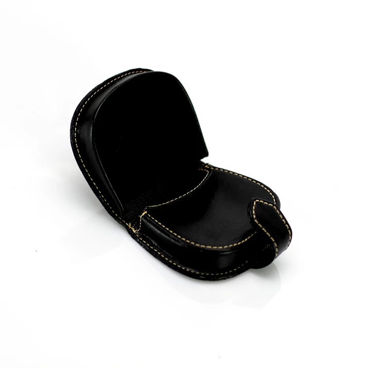 Patkó pénztárca fekete színben