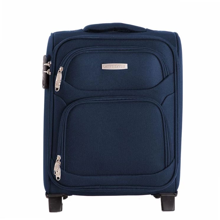 Bőrönd kabin méret