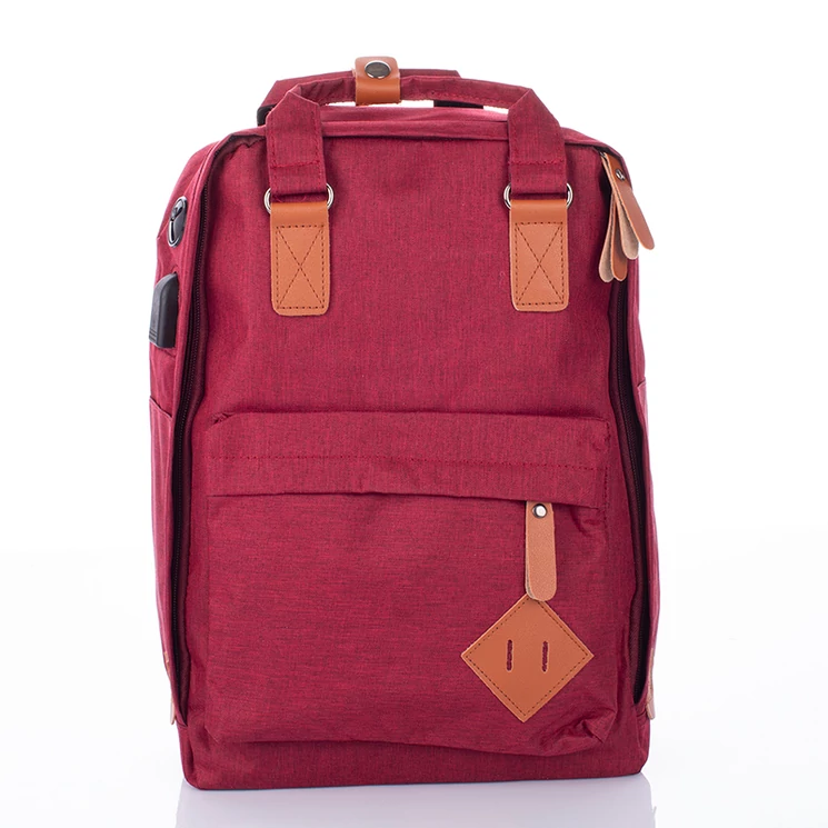 Hátizsák usb töltővel bordó színben