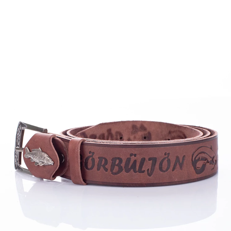 Horgász öv ponty mintával barna színben  135 cm-től 90 cm-ig