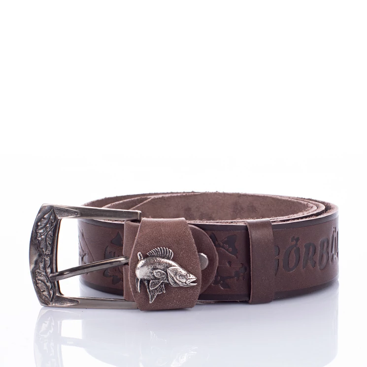 Horgász öv süllő mintával sötétbarna színben 135 cm