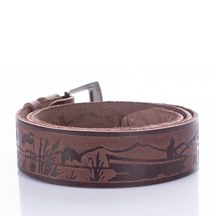 Horgász öv ponty mintával sötétbarna színben 120 cm