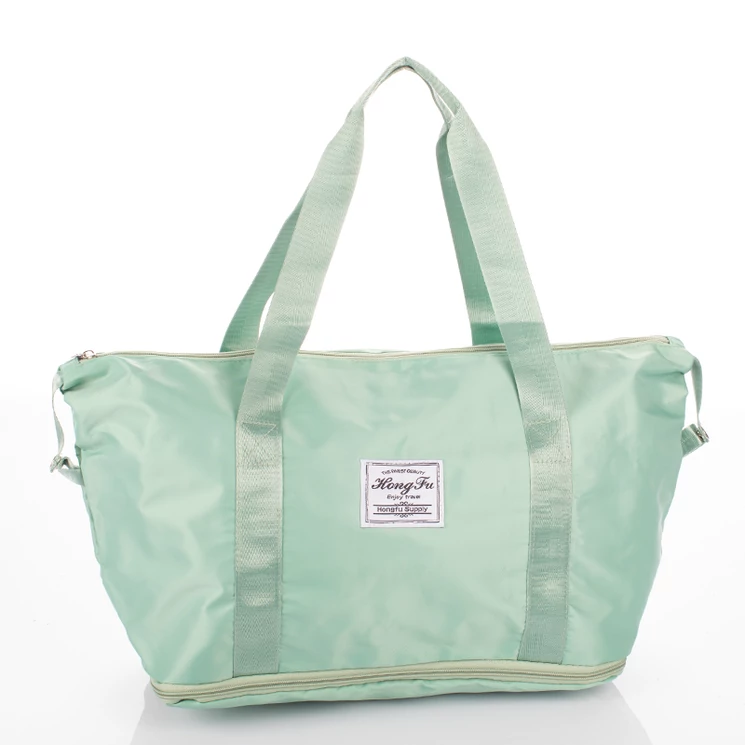 Sporttáska/Utazótáska Wizzair méretű fedélzeti táska 40 x 30 x 20 cm bővíthető