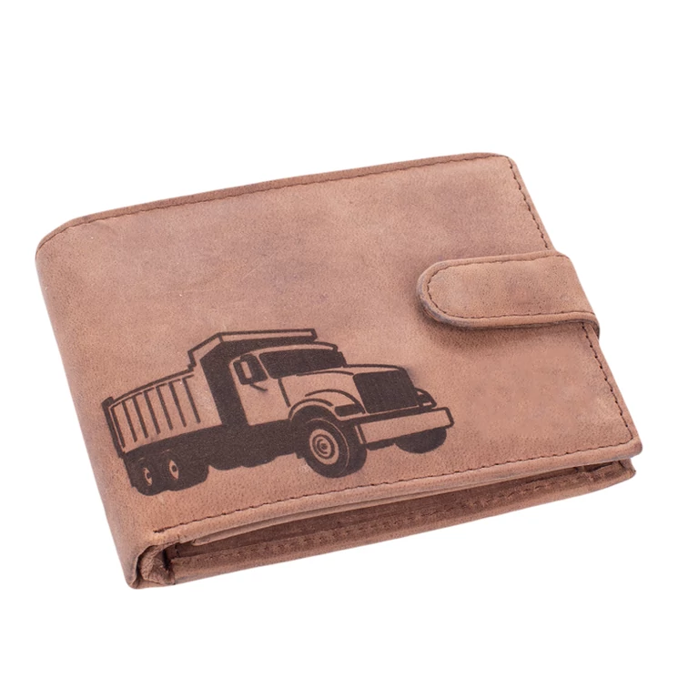 Bőr pénztárca barna színben teherautó mintával díszdobozban RFID védelemmel 5702-teherauto