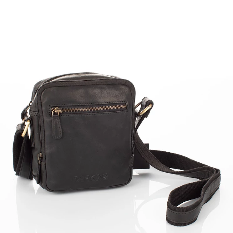 Férfi bőr oldaltáska fekete színben FK0023 Black