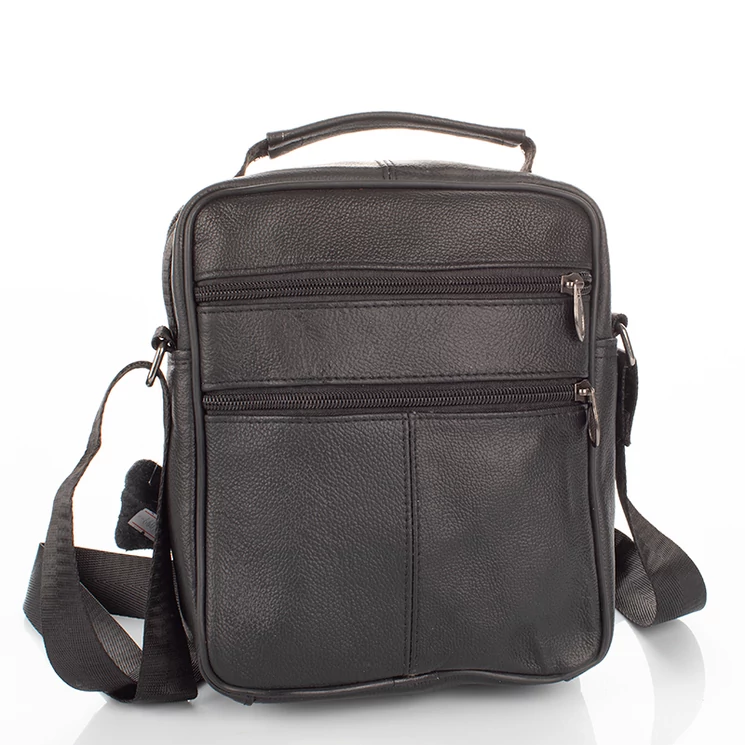  Valódi bőr férfi oldaltáska fekete színben