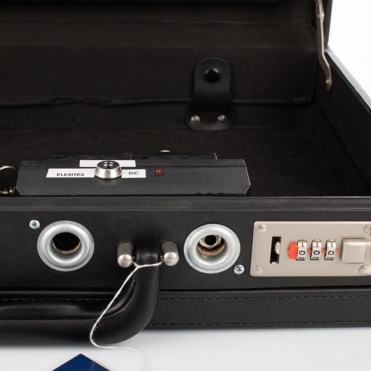 Riasztós diplomatatáska RI-68M