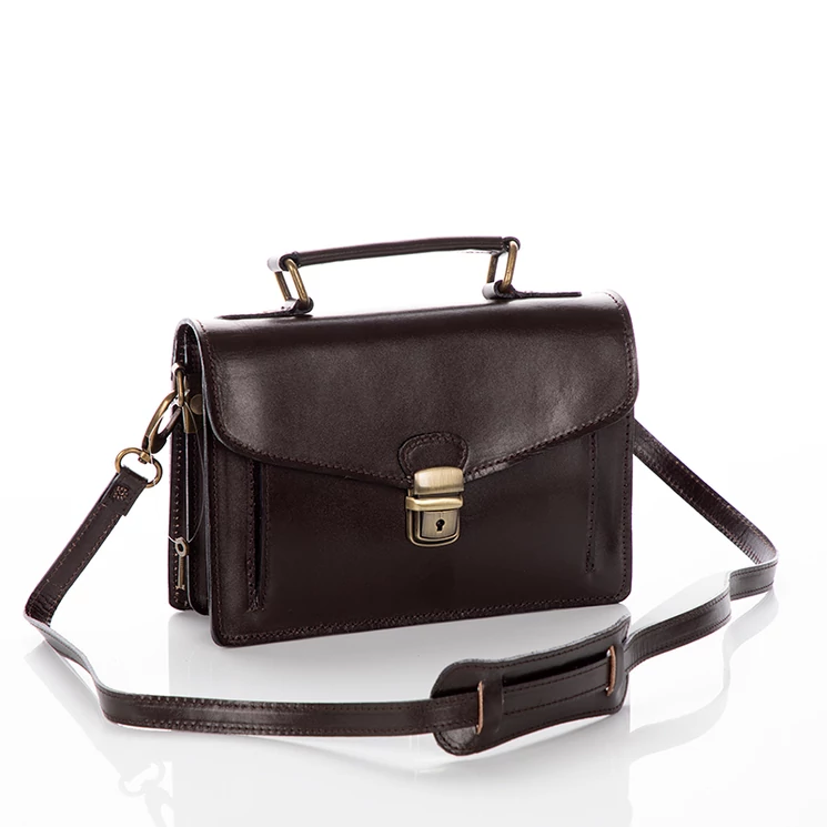 Praktikus férfi bőrtáska sötétbarna színben