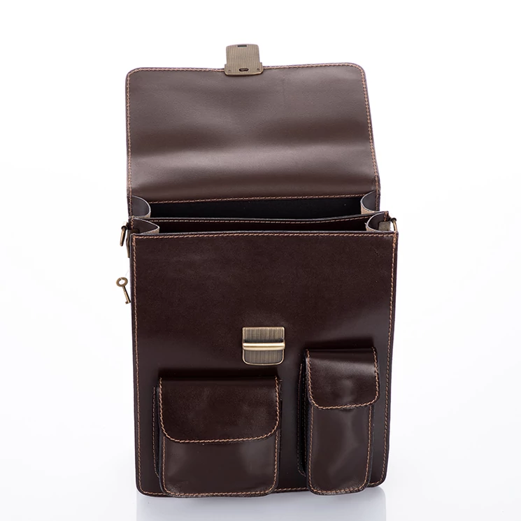 Valódi bőr férfi válltáska fekete színben