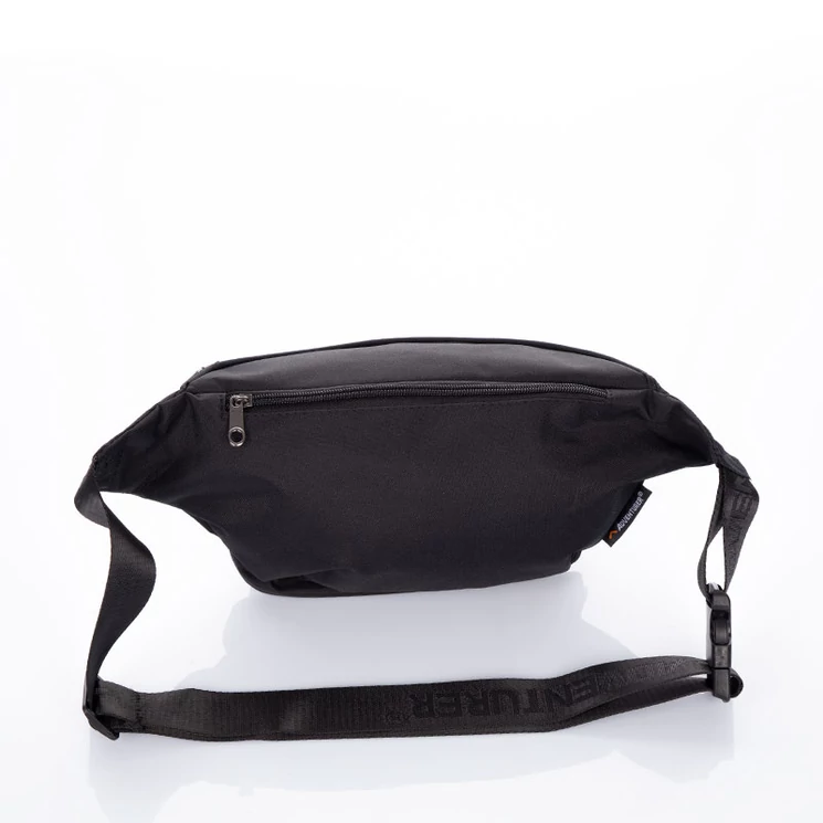 AdventureR nagyméretű övtáska fekete színben AT5252