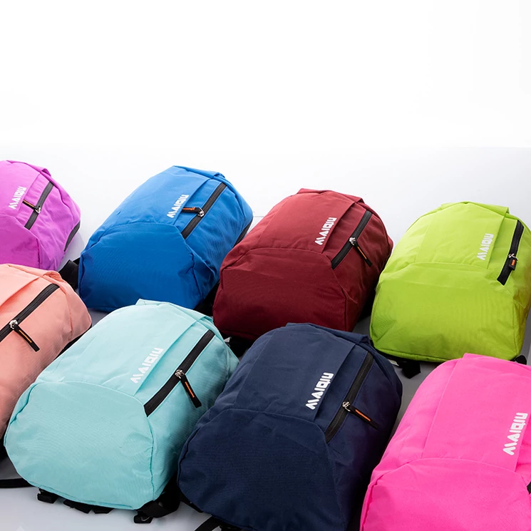 Sportos KOMPAKT HÁTIZSÁK Piros színben