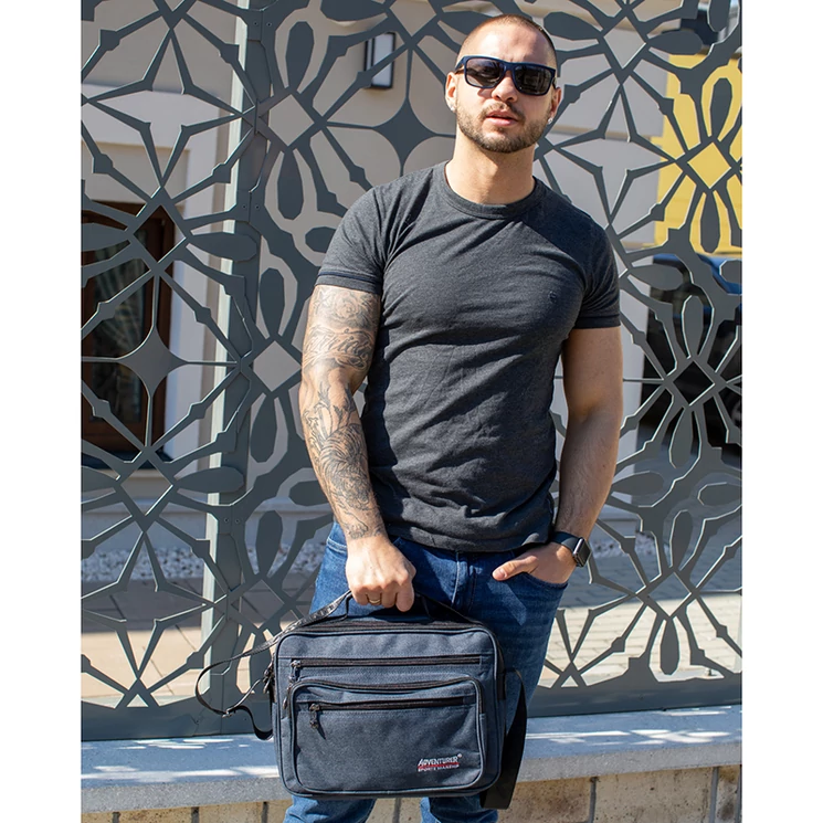 AdventureR Férfi válltáska Szürke színben 