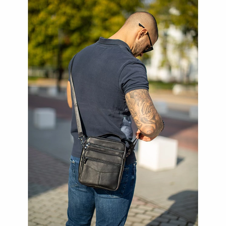 Valódi bőr férfi oldaltáska