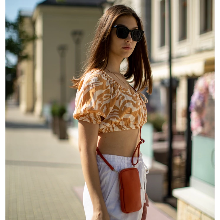 Valódi bőr nyakba akasztható telefontartó narancs színben TR180 orange