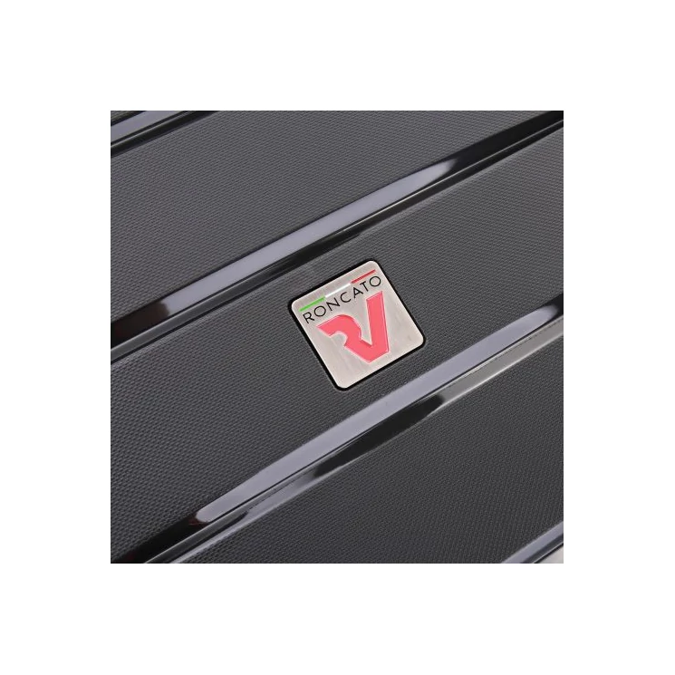 Roncato FLIGHT DLX Spinner Bőrönd R-3462 Fekete ajándék bőröndhuzattal