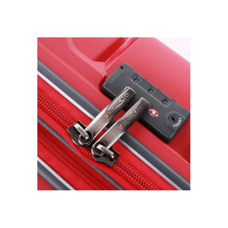 Roncato FLIGHT DLX Spinner Bőrönd R-3462 Fekete ajándék bőröndhuzattal