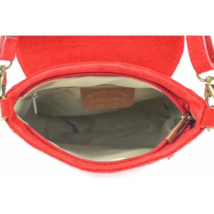 Valódi bőr női oldaltáska fekete színben