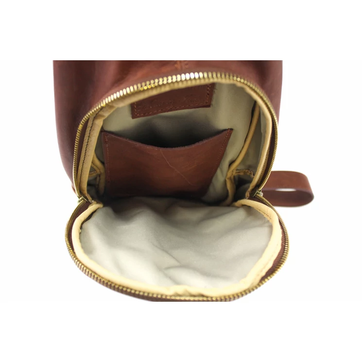 Valódi bőr testtáska