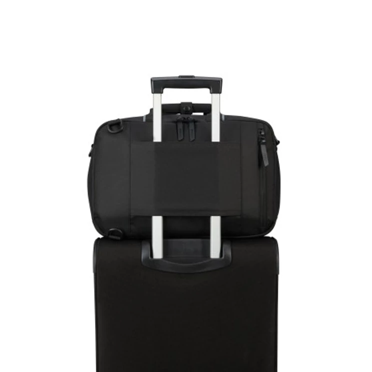 3 - Funkciós Fedélzeti táska  Fekete színben 40 x 25 x 20 American Tourister TAKE2CABIN