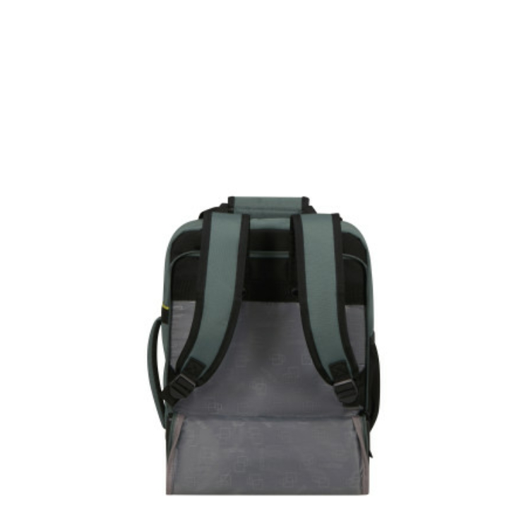 American Tourister WizzAir méretű fedélzeti táska Kerekekkel 40x30x20 cm TAKE2CABIN
