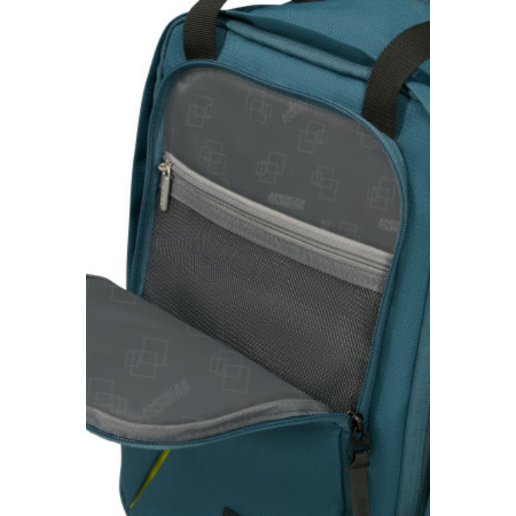 American Tourister WizzAir méretű fedélzeti táska Kerekekkel 40x30x20 cm TAKE2CABIN