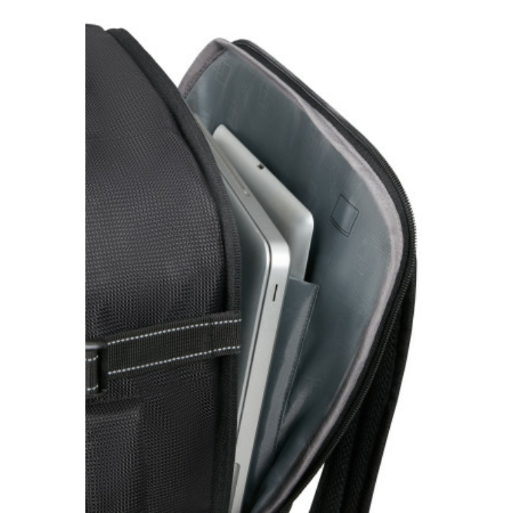 American Tourister WizzAir méretű fedélzeti táska 45x36x20 cm TAKE2CABIN PRO