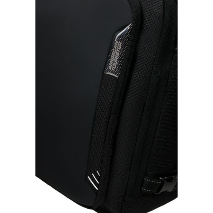 American Tourister WizzAir méretű fedélzeti táska 45x36x20 cm TAKE2CABIN PRO