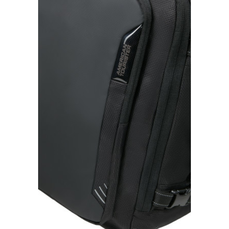American Tourister WizzAir méretű fedélzeti táska 45x36x20 cm TAKE2CABIN PRO