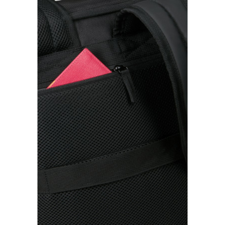 American Tourister WizzAir méretű fedélzeti táska 45x36x20 cm TAKE2CABIN PRO
