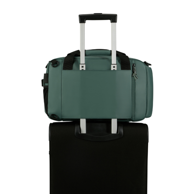 AMERICAN TOURISTER Fedélzeti táska Ryanair ingyenes méret 40 x 20 x 25 cm